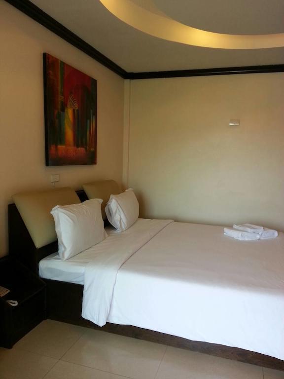 Safe House Hostel Patong Δωμάτιο φωτογραφία