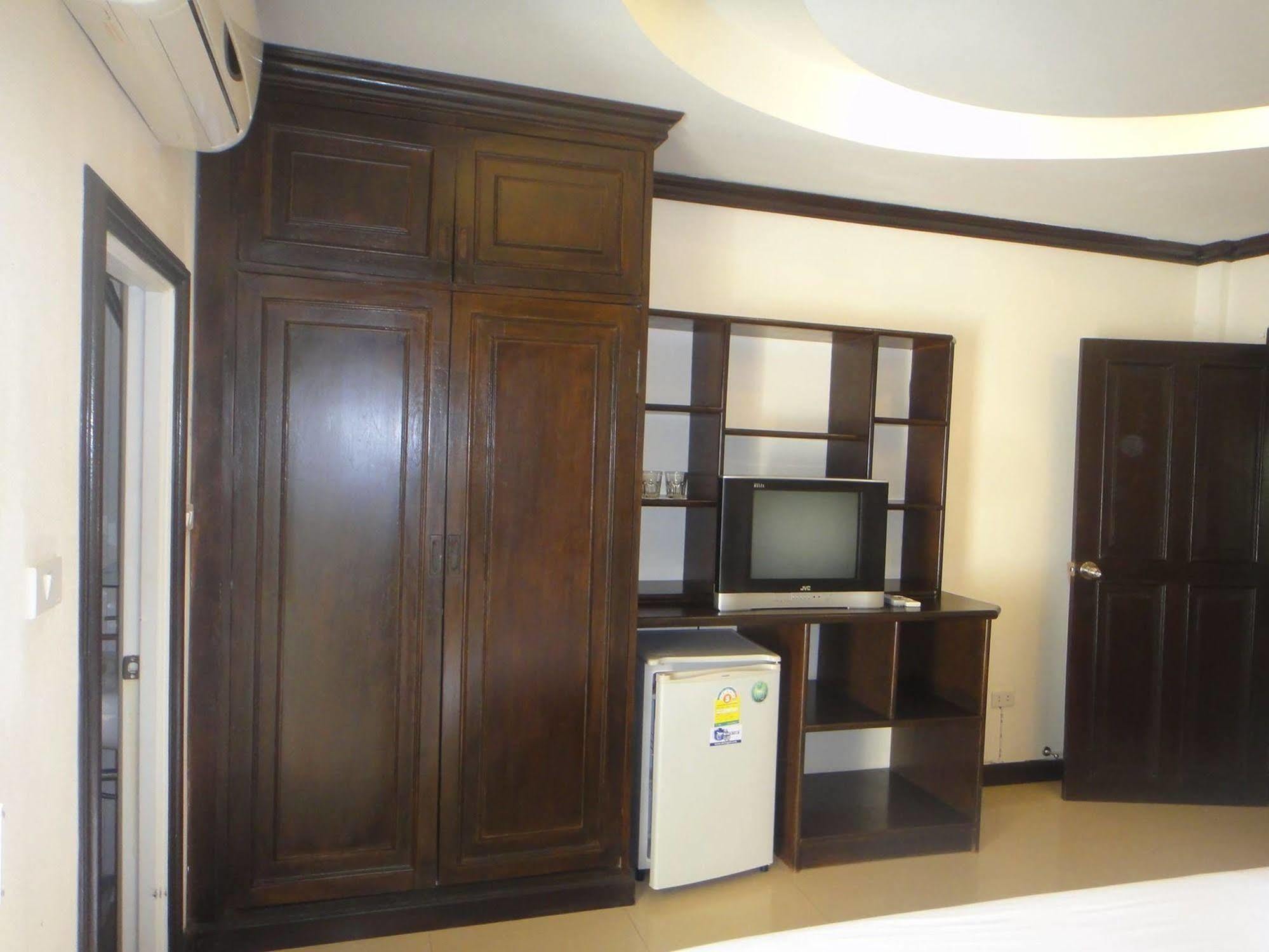 Safe House Hostel Patong Εξωτερικό φωτογραφία